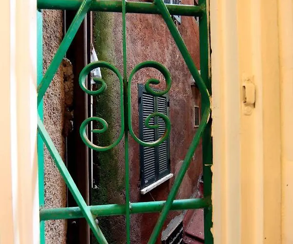 Vivaldi Apartment Rom